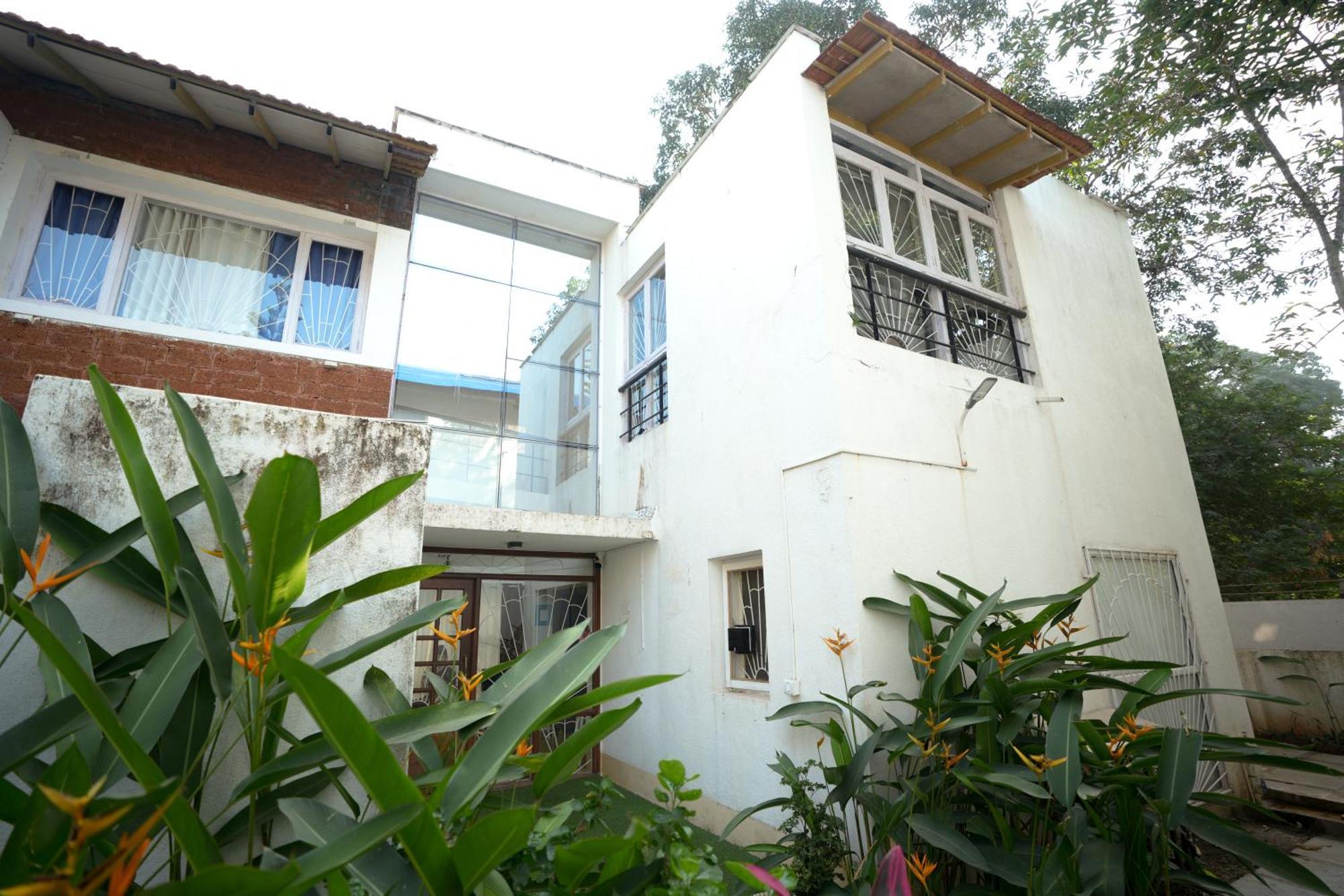 Villa M - Solitude 2 Candolim Goa 3Bhk, Pool Facing, Near Beach, Free Breakfast, Free Wifi And Prime Location Kültér fotó