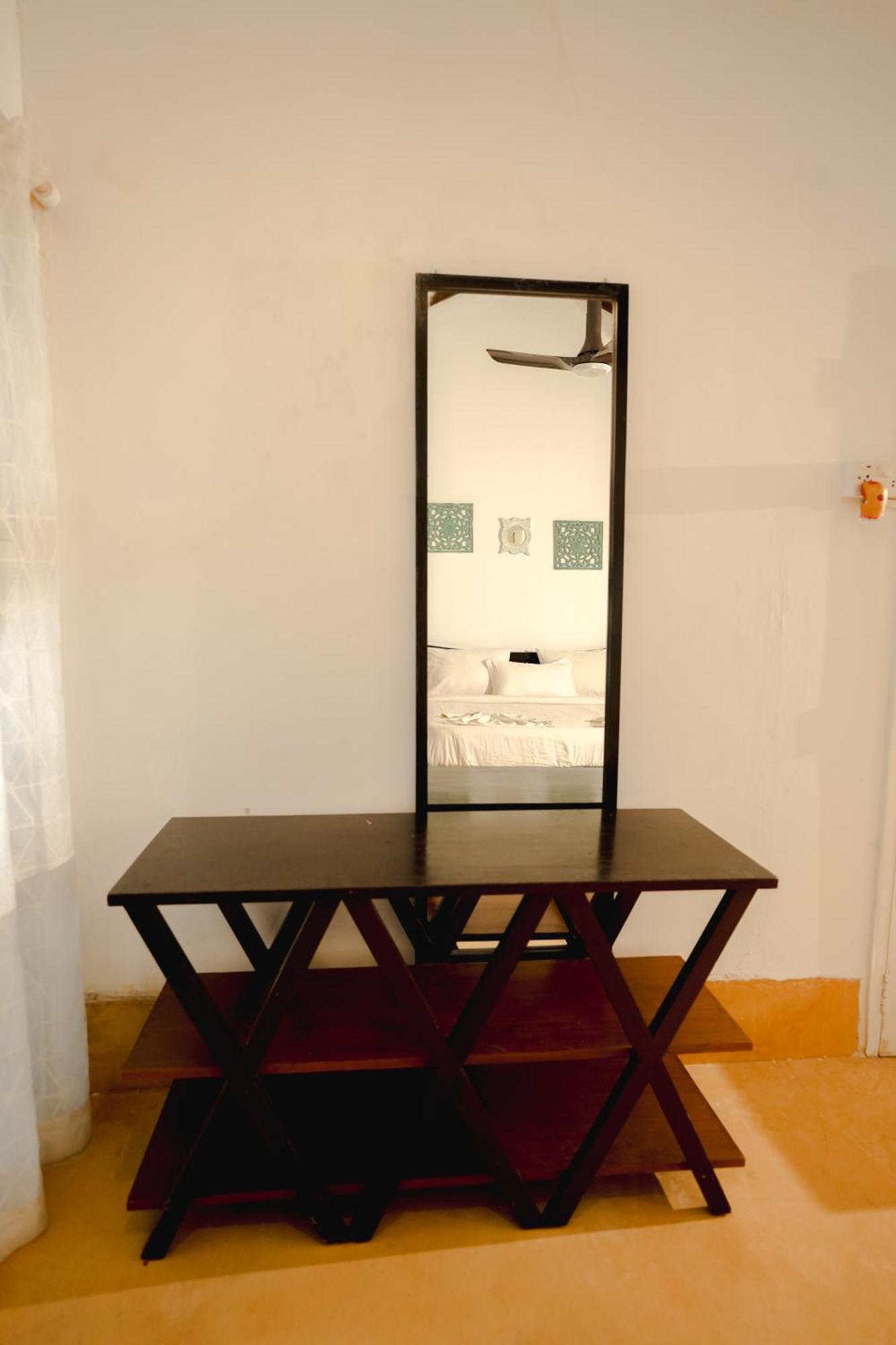 Villa M - Solitude 2 Candolim Goa 3Bhk, Pool Facing, Near Beach, Free Breakfast, Free Wifi And Prime Location Kültér fotó