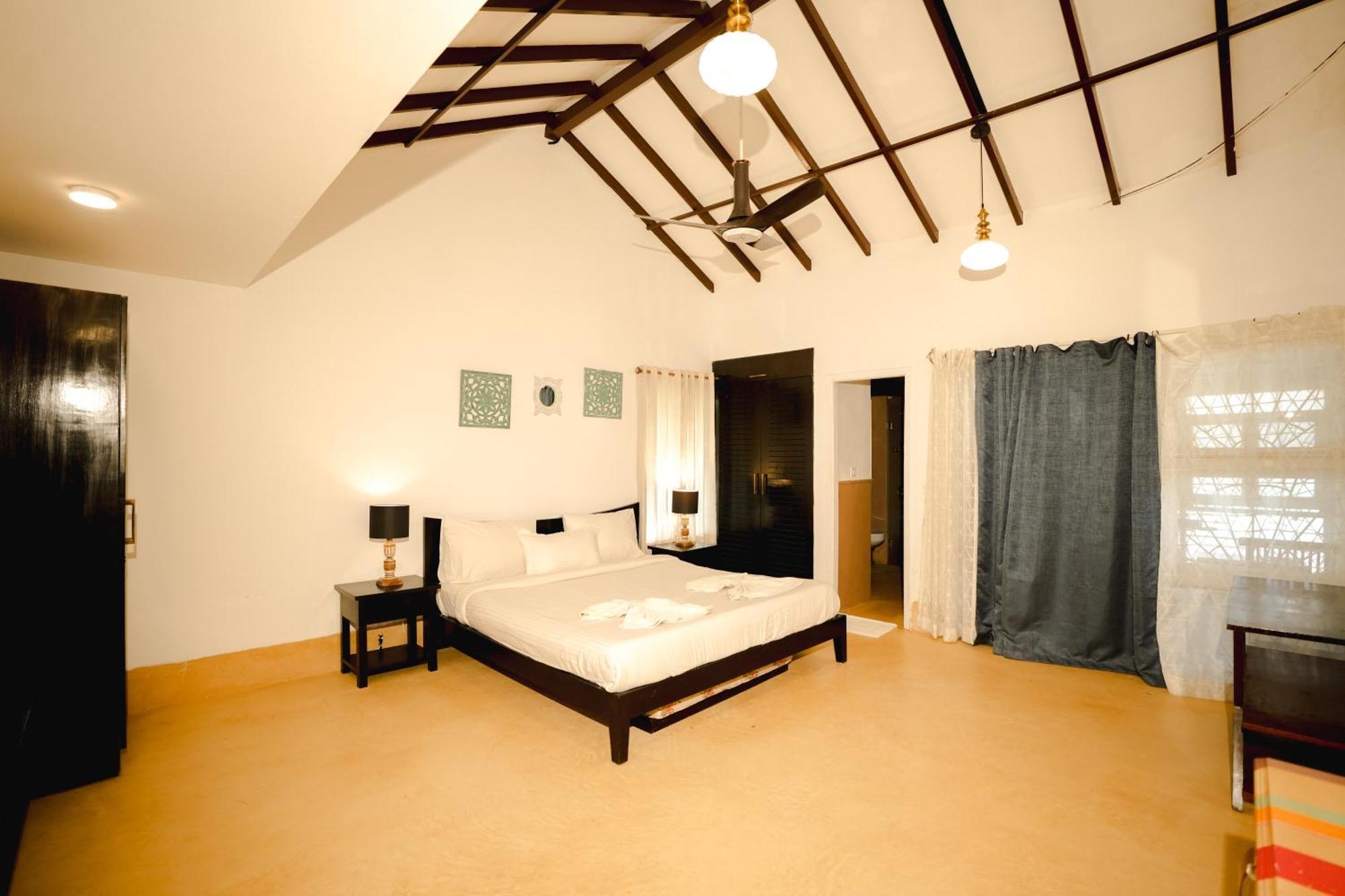 Villa M - Solitude 2 Candolim Goa 3Bhk, Pool Facing, Near Beach, Free Breakfast, Free Wifi And Prime Location Kültér fotó