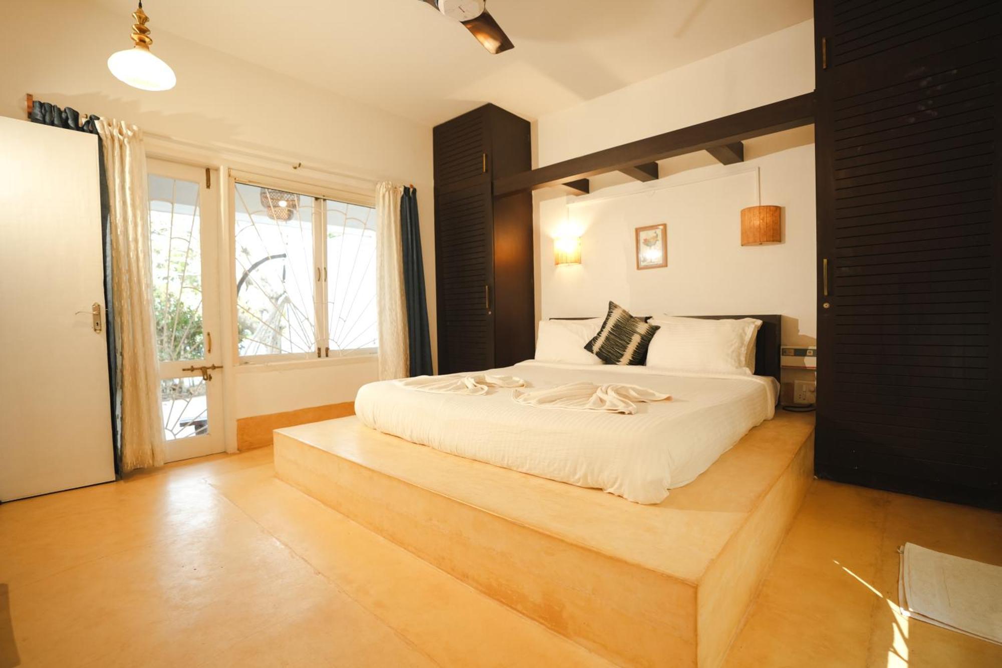 Villa M - Solitude 2 Candolim Goa 3Bhk, Pool Facing, Near Beach, Free Breakfast, Free Wifi And Prime Location Kültér fotó
